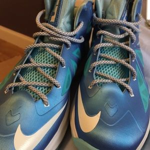 Blue lebron 6