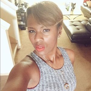 Meet your Posher, Karin