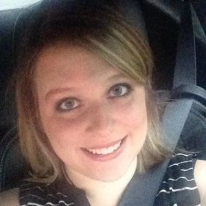 Meet your Posher, Alona