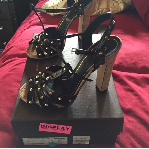 Gucci studded heels - Picture 2 of 3