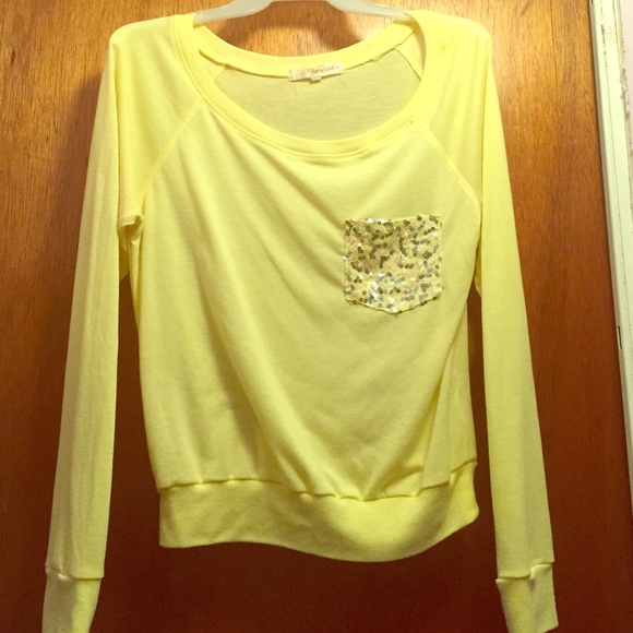 Long sleeve shirt