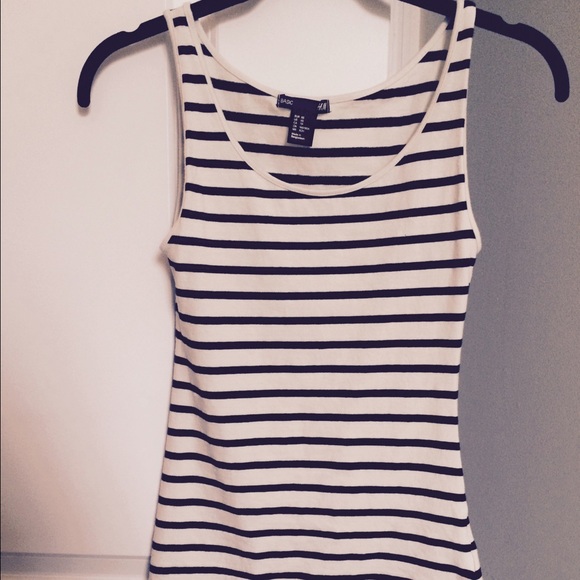 H&M basic black striped top