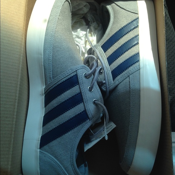 Seeley Adidas - Picture 2 of 2