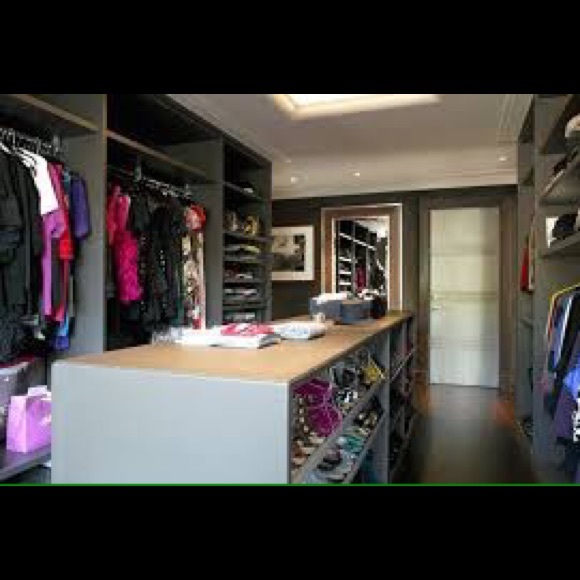 Design Sale - Picture 2 of 2