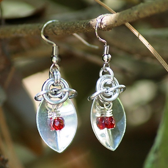 Red Mirror Aluminum Beaded Scale Earrings - Picture 1 of 3