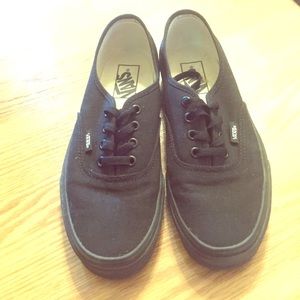 All Black Vans Authentic