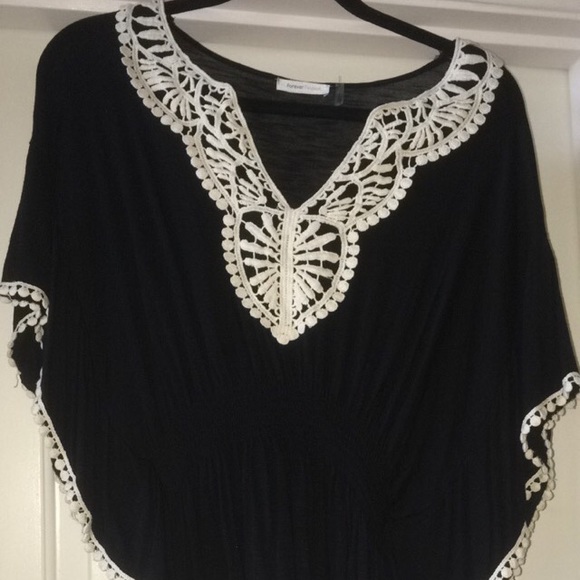 Black and white top