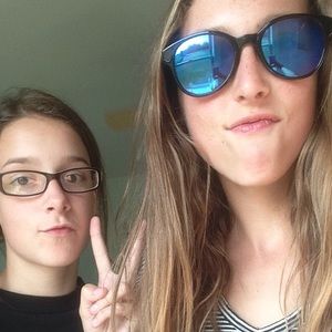 Meet your Posher, Maddie