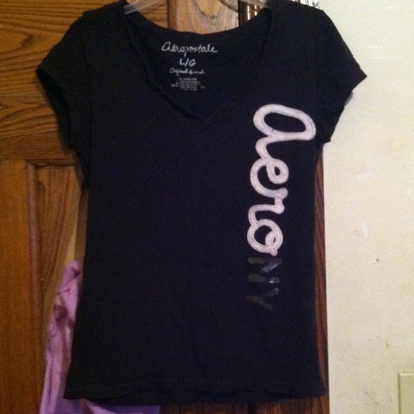 Aeropostale shirt !
