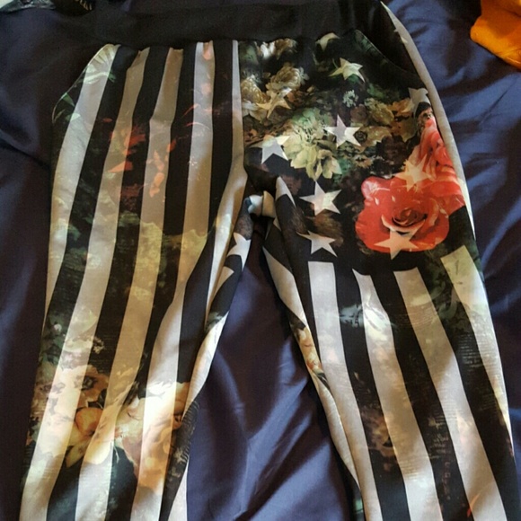 Joggers - Picture 1 of 2