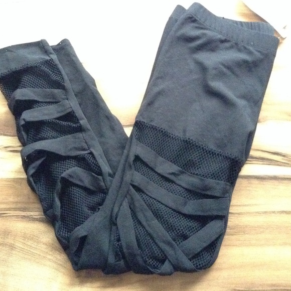 Black legging fishnet like