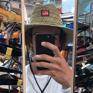 Meet your Posher, Dane