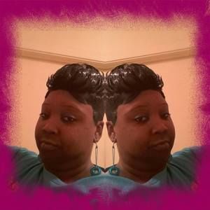 Meet your Posher, Lakeisha