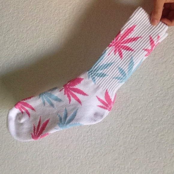 HUF socks