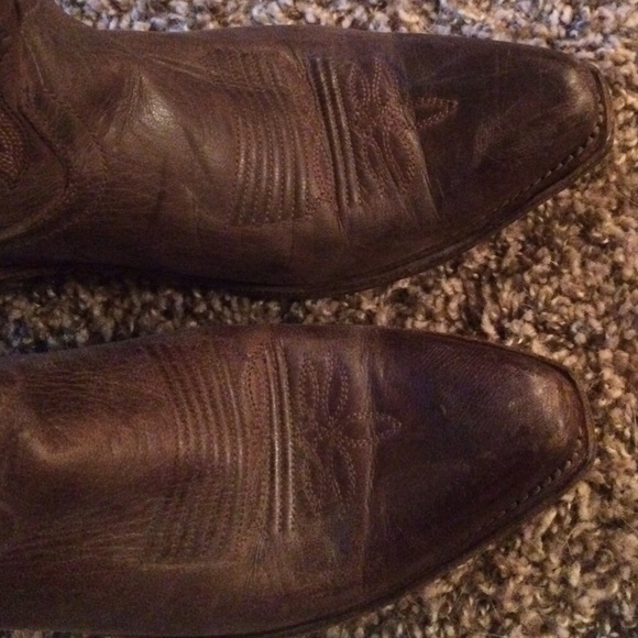 Boots - Picture 3 of 4