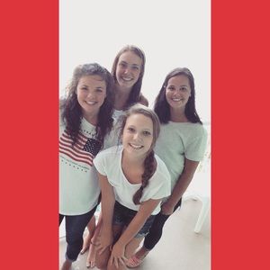 Meet your Posher, Karlyn