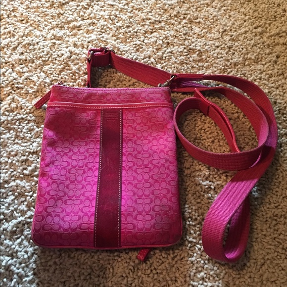 Super cute pink coach purse