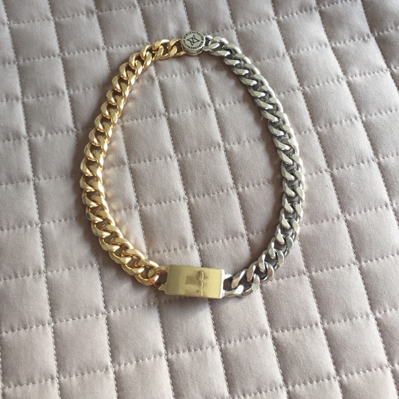 BCBGENERATION chain!