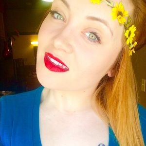 Meet your Posher, Amelia