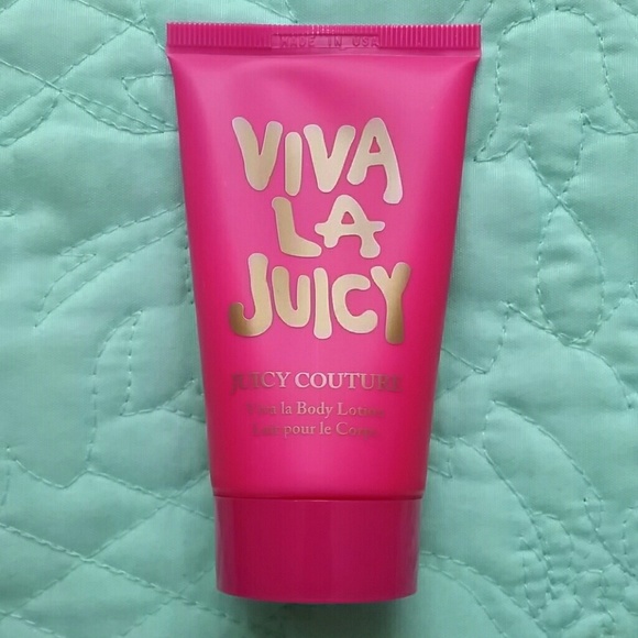 2 Juicy Couture Viva La Juicy body lotion