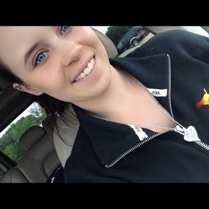 Meet your Posher, Harley