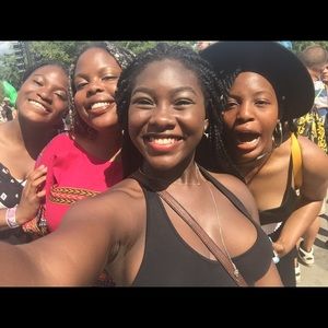 Meet your Posher, Dolapo