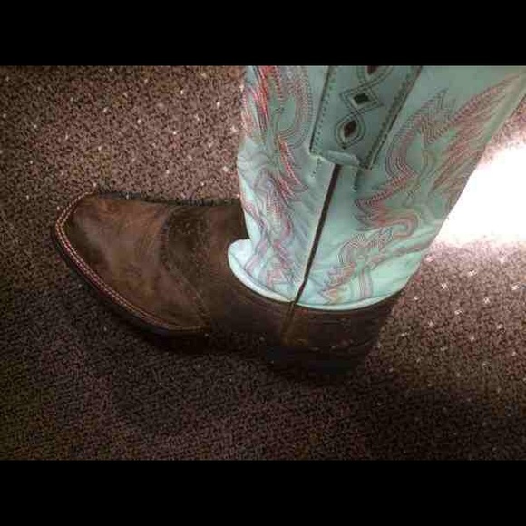 Justin boots size 9