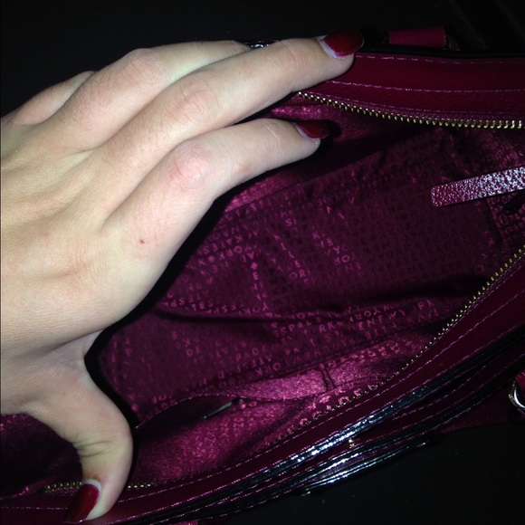 Kate Spade Durham Wellesley Red Plum Handbag - Picture 4 of 4