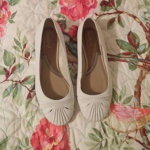 White flats