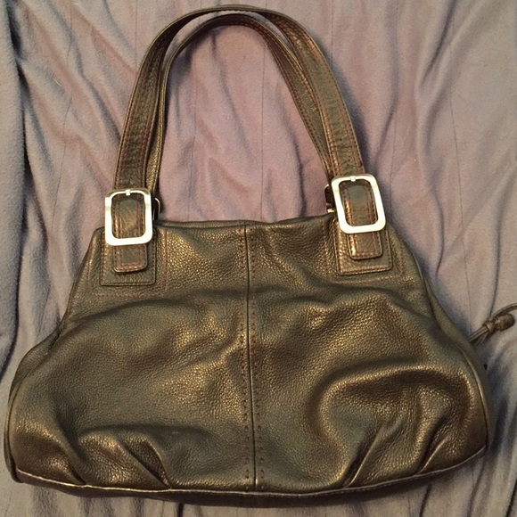 Cole Haan Handbags - ☀️LAST CHANCE GARAGE SALE☀️Cole Haan Black Leather