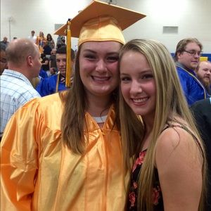 Meet your Posher, Leandra