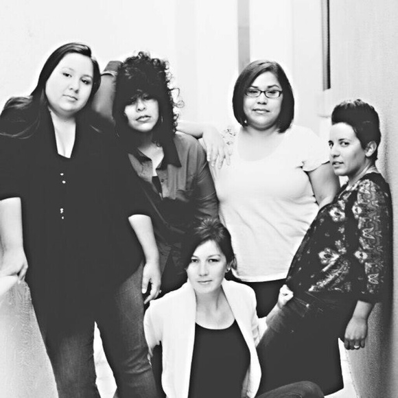 Meet your Posher, Christal - Picture 2 of 3