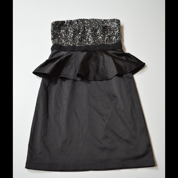 Black/glitter top formal dress
