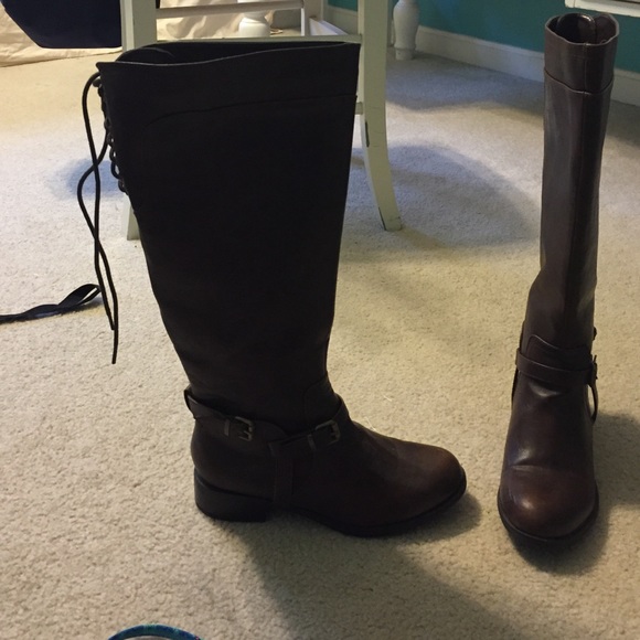 brown ridding boots