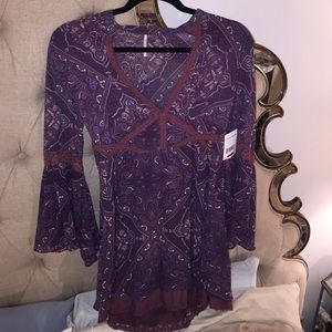 Free people dress, bell sleeves -Never worn!