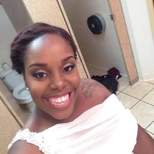 Meet your Posher, Lashundra