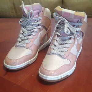 Vintage Nike hi-tops