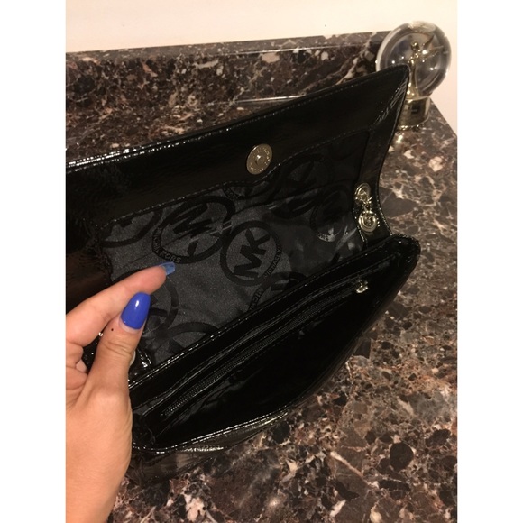 MICHAEL Michael Kors Black Clutch - Picture 2 of 4
