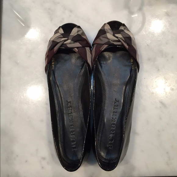 Burberry Patent Flats