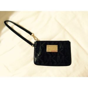 Michael Kors wristlet