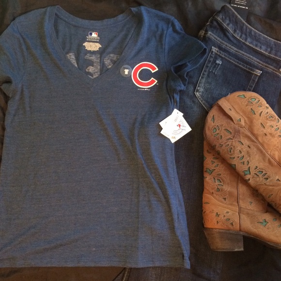 ⚾️Super cute GREAT CATCH top!⚾️