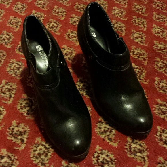 Black booties. White Mountain