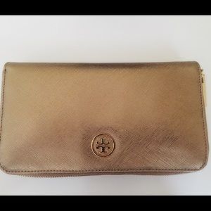 Tory Burch wallet