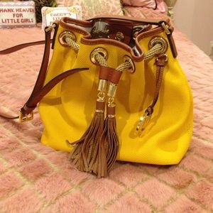Mustard Michael Kors Bucket Bag