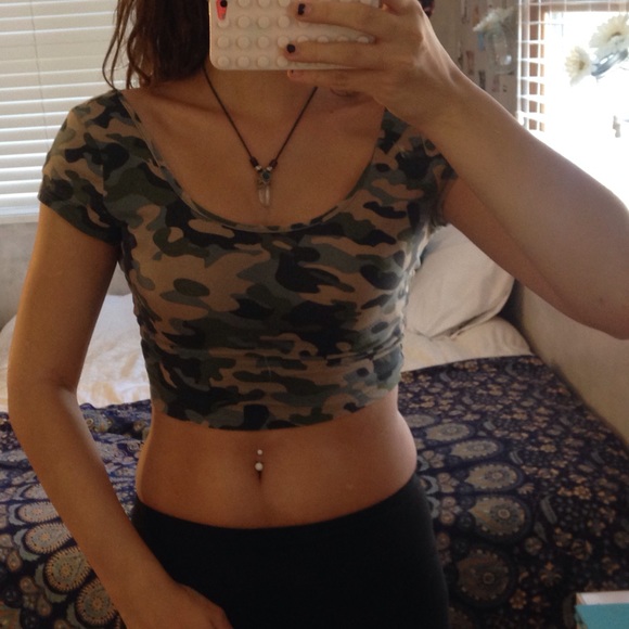 Army Print Crop Top
