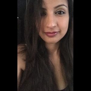 Meet your Posher, Veronica