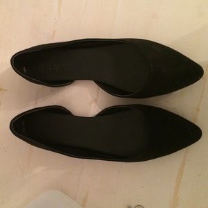 pointed black suede shoes