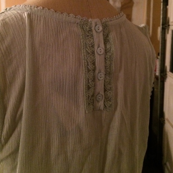 Forever 21 Contemporary Lace Tank - Picture 3 of 4