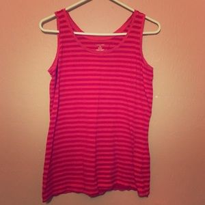 Two tone red striped tank top