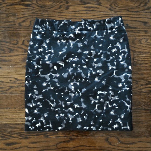 LOFT Skirt (Petite)